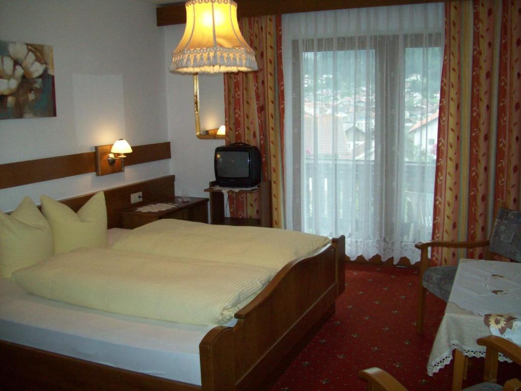 Pension Grein Hotel Pfunds Room photo